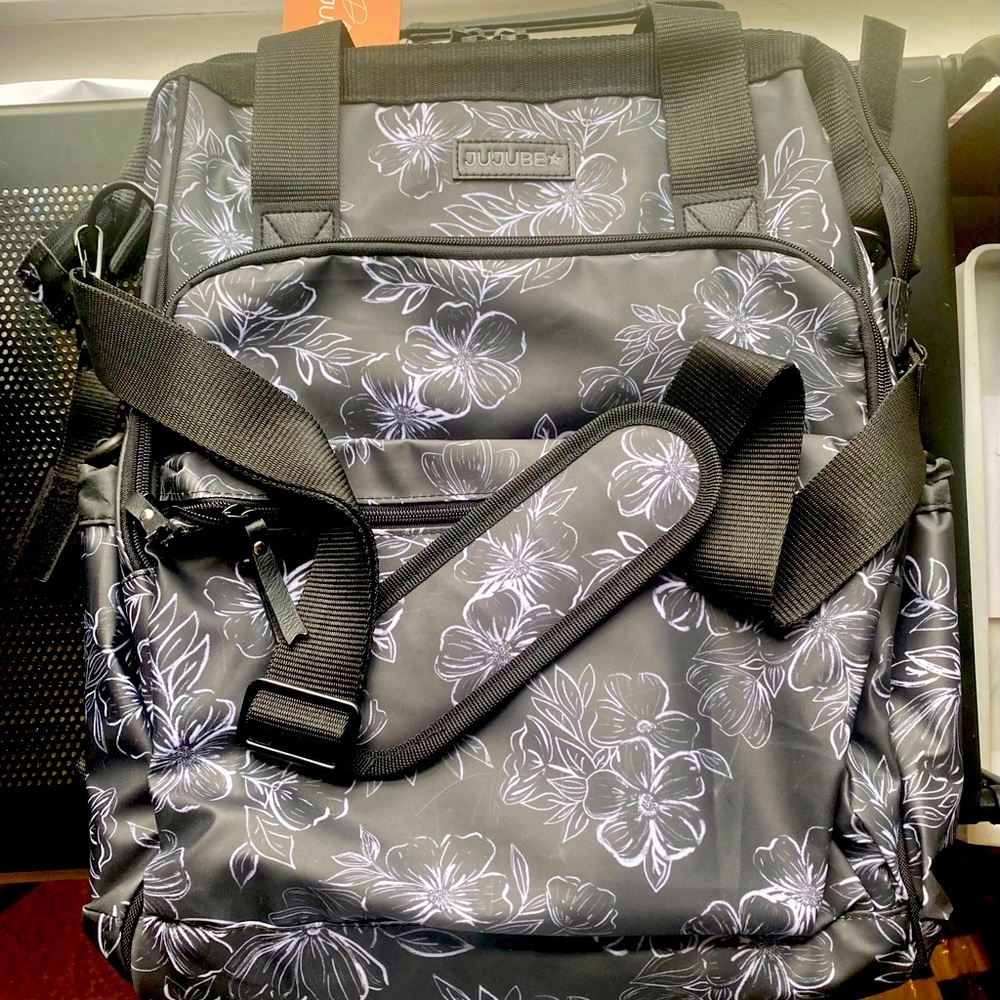 NWT Jujube Dr. Mom